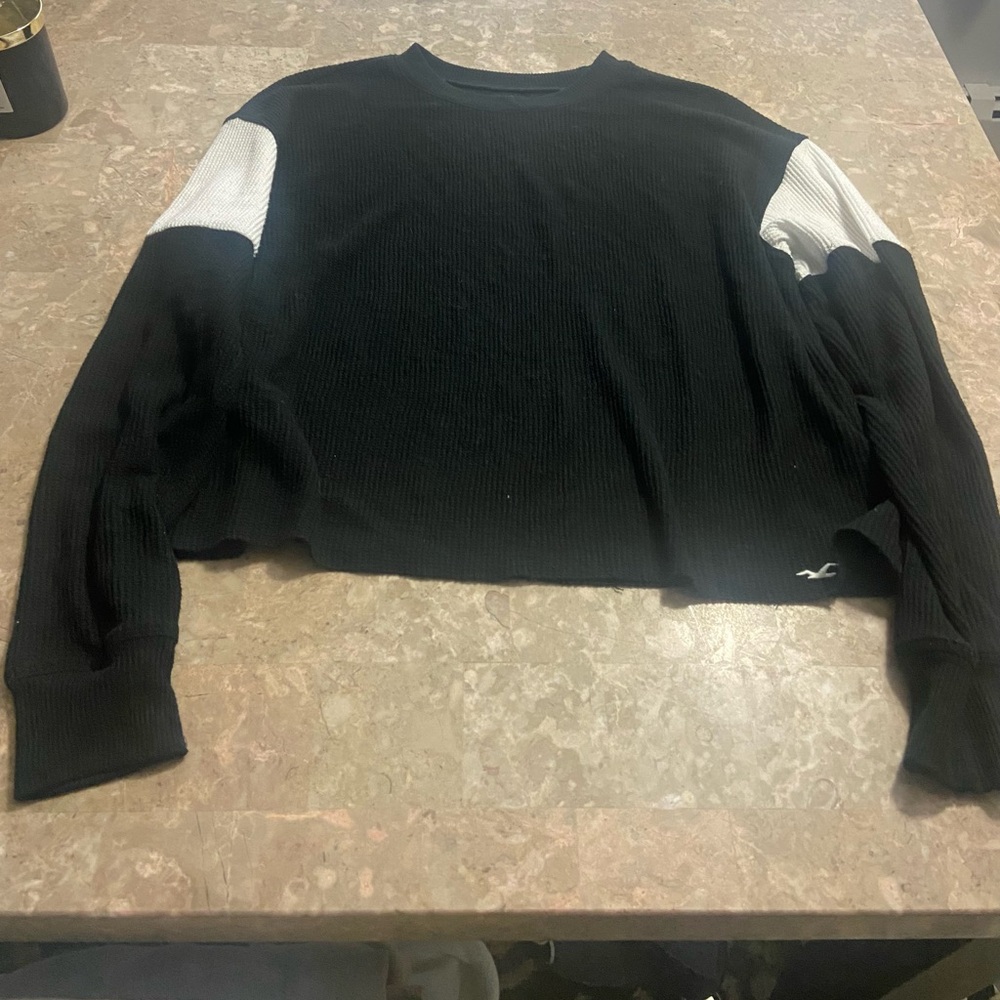 Hollister Black and White waffle long sleeve shirt